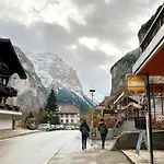 Maithili -152-year-old Majestic Alpehytte Lauterbrunnen