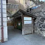 Maithili -152-year-old Majestic * Lauterbrunnen