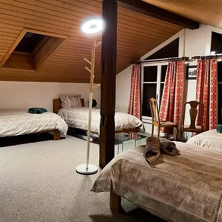 샬레 Maithili -152-year-old Majestic